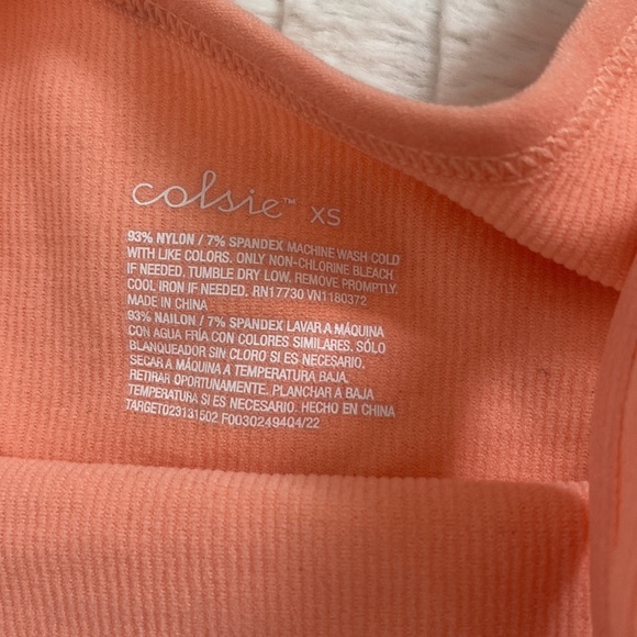 Crop top - Picture 2 of 2